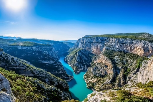 gorges-du-verdon-alpes-de-haute-provence-france.jpg